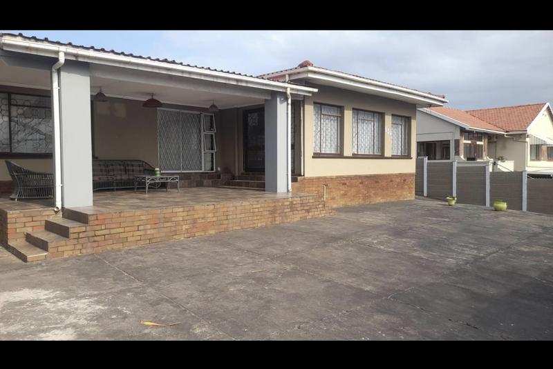 4 Bedroom Property for Sale in Bluff KwaZulu-Natal