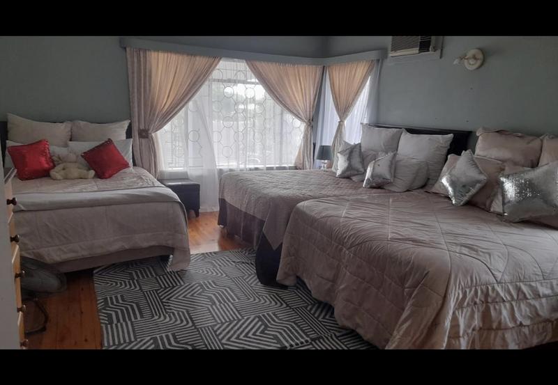 4 Bedroom Property for Sale in Bluff KwaZulu-Natal