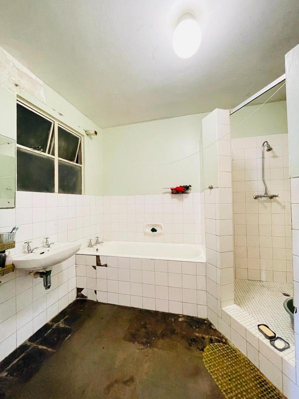 2 Bedroom Property for Sale in Durban Central KwaZulu-Natal