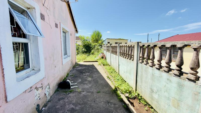 4 Bedroom Property for Sale in Ntuzuma KwaZulu-Natal