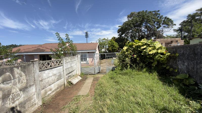 4 Bedroom Property for Sale in Ntuzuma KwaZulu-Natal