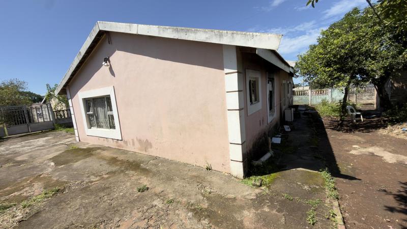 4 Bedroom Property for Sale in Ntuzuma KwaZulu-Natal