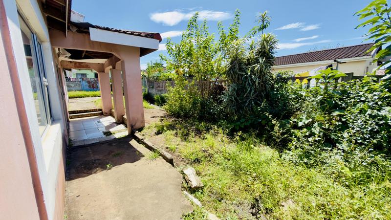 4 Bedroom Property for Sale in Ntuzuma KwaZulu-Natal