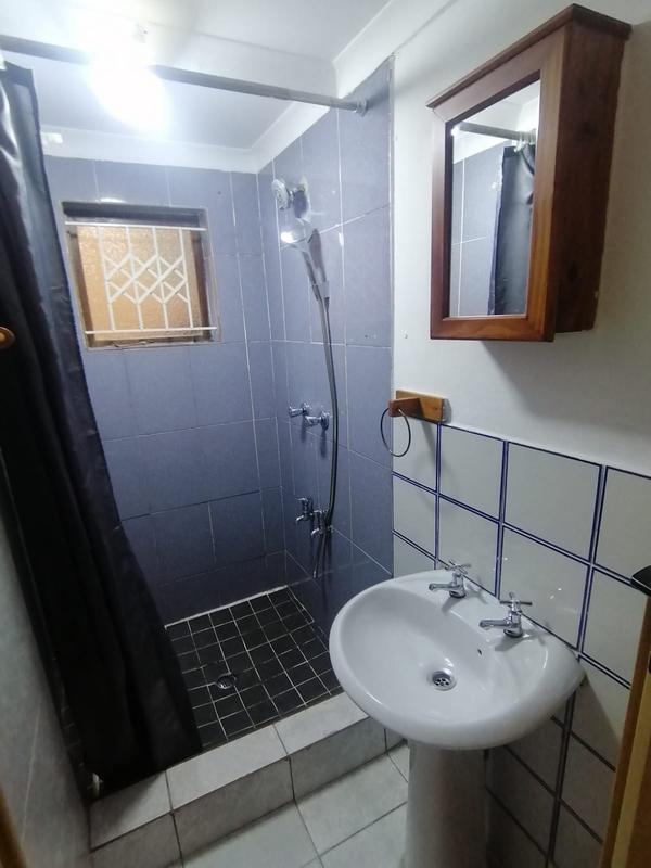 To Let 2 Bedroom Property for Rent in Park Hill KwaZulu-Natal