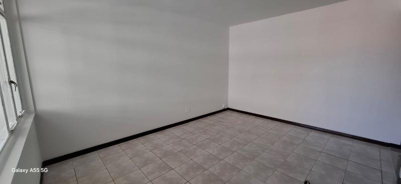 2 Bedroom Property for Sale in South Beach KwaZulu-Natal