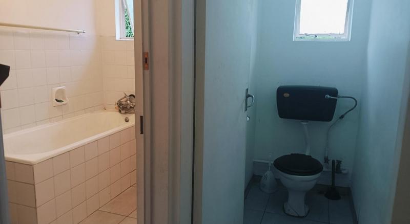 To Let 3 Bedroom Property for Rent in Pinetown KwaZulu-Natal