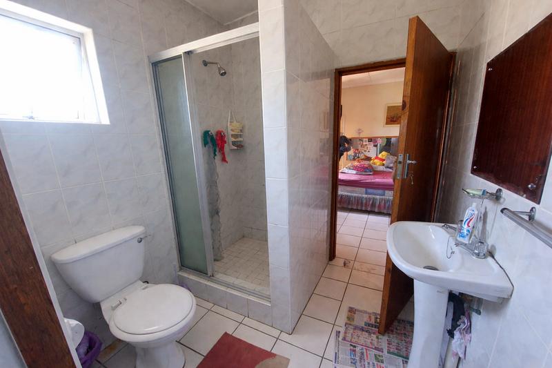 5 Bedroom Property for Sale in Shelly Beach KwaZulu-Natal