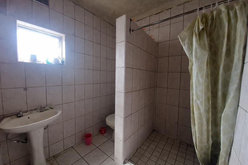 5 Bedroom Property for Sale in Shelly Beach KwaZulu-Natal