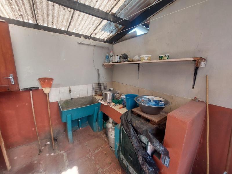 5 Bedroom Property for Sale in Shelly Beach KwaZulu-Natal