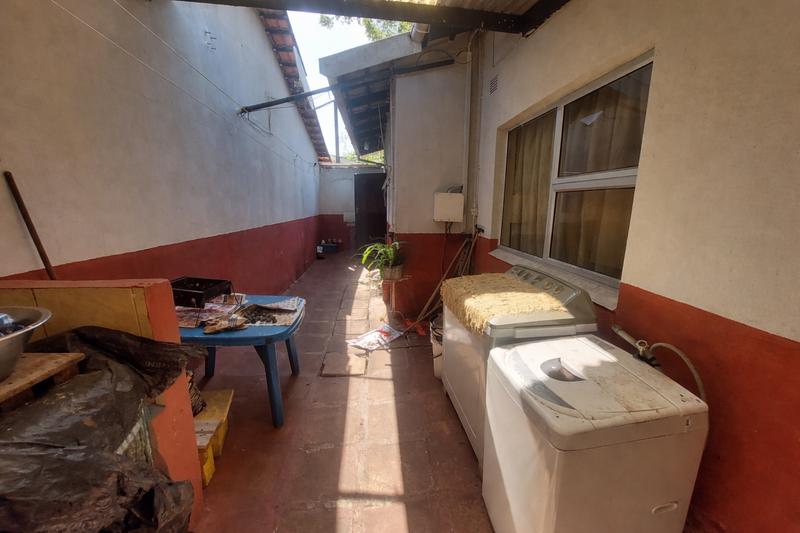 5 Bedroom Property for Sale in Shelly Beach KwaZulu-Natal