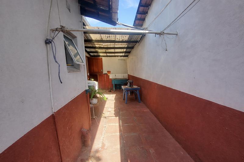 5 Bedroom Property for Sale in Shelly Beach KwaZulu-Natal