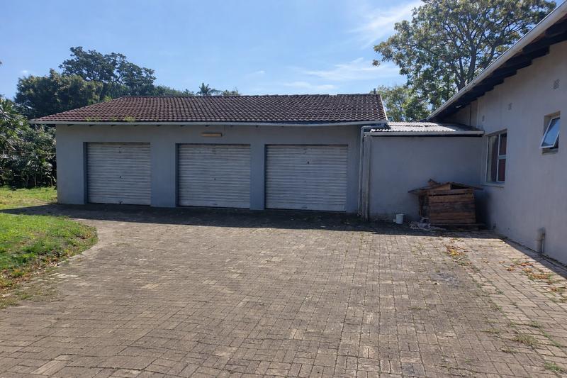5 Bedroom Property for Sale in Shelly Beach KwaZulu-Natal