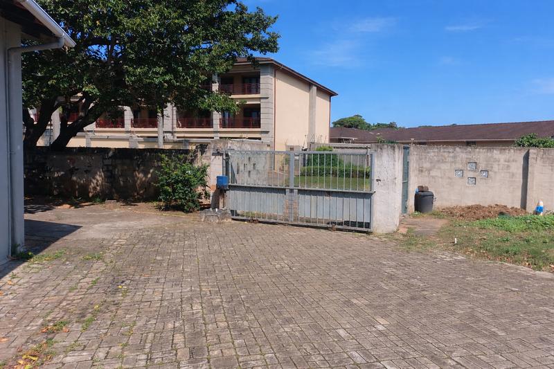 5 Bedroom Property for Sale in Shelly Beach KwaZulu-Natal