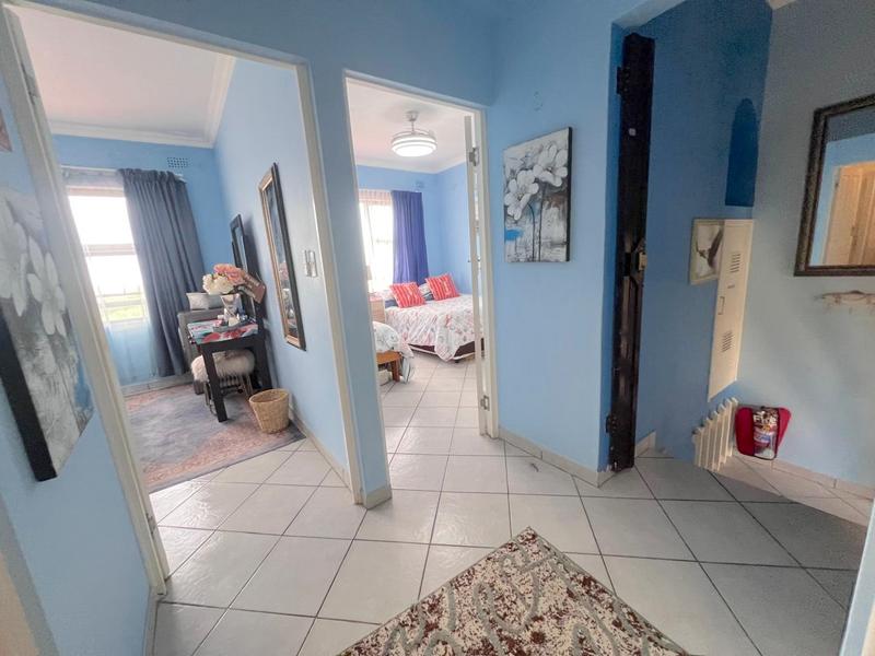 2 Bedroom Property for Sale in Manaba Beach KwaZulu-Natal