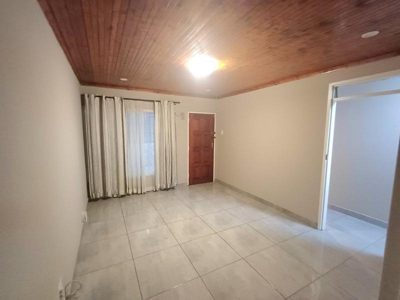 3 Bedroom Property for Sale in Northcroft KwaZulu-Natal