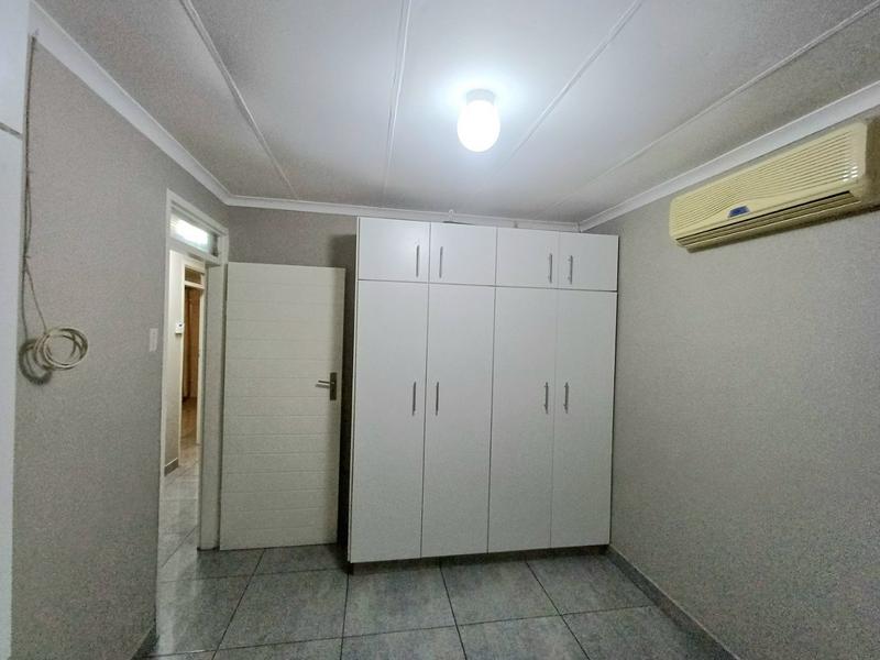 3 Bedroom Property for Sale in Northcroft KwaZulu-Natal