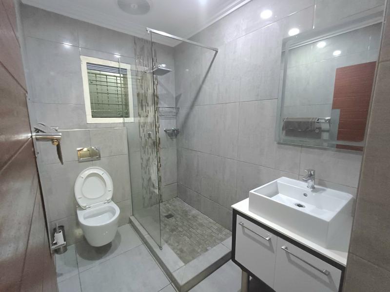 3 Bedroom Property for Sale in Northcroft KwaZulu-Natal