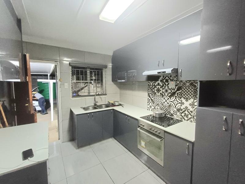 3 Bedroom Property for Sale in Northcroft KwaZulu-Natal