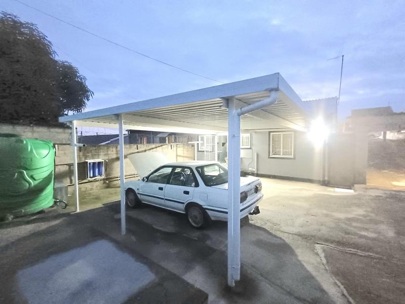 3 Bedroom Property for Sale in Northcroft KwaZulu-Natal