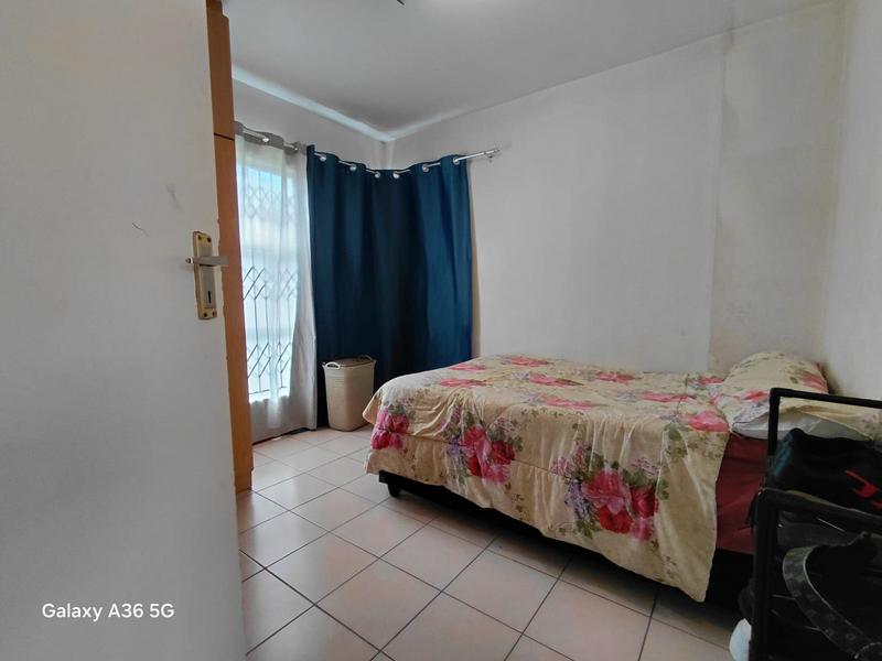 2 Bedroom Property for Sale in Overport KwaZulu-Natal