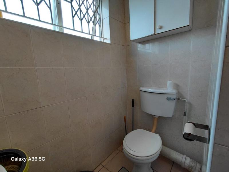 2 Bedroom Property for Sale in Overport KwaZulu-Natal