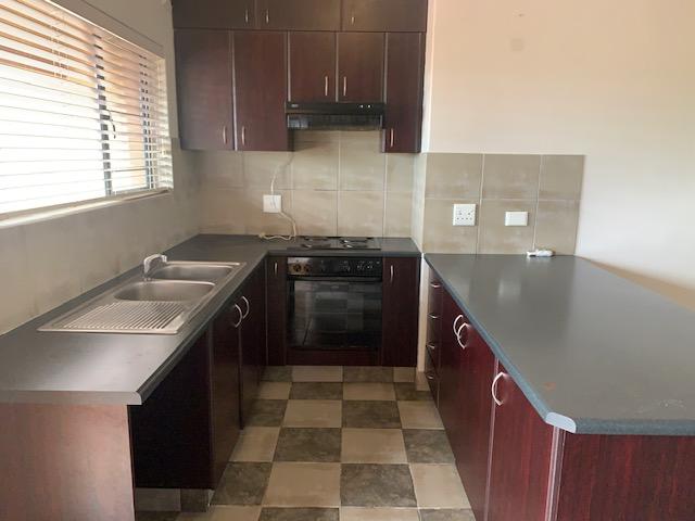 To Let 2 Bedroom Property for Rent in Escombe KwaZulu-Natal