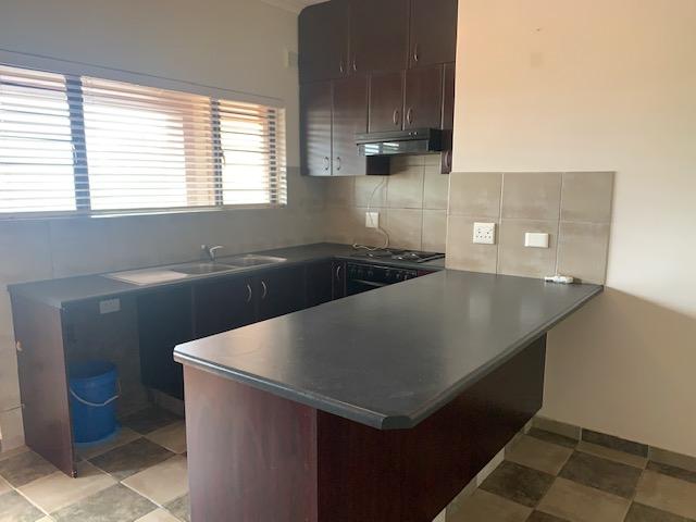 To Let 2 Bedroom Property for Rent in Escombe KwaZulu-Natal