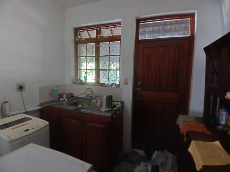 5 Bedroom Property for Sale in Uvongo KwaZulu-Natal