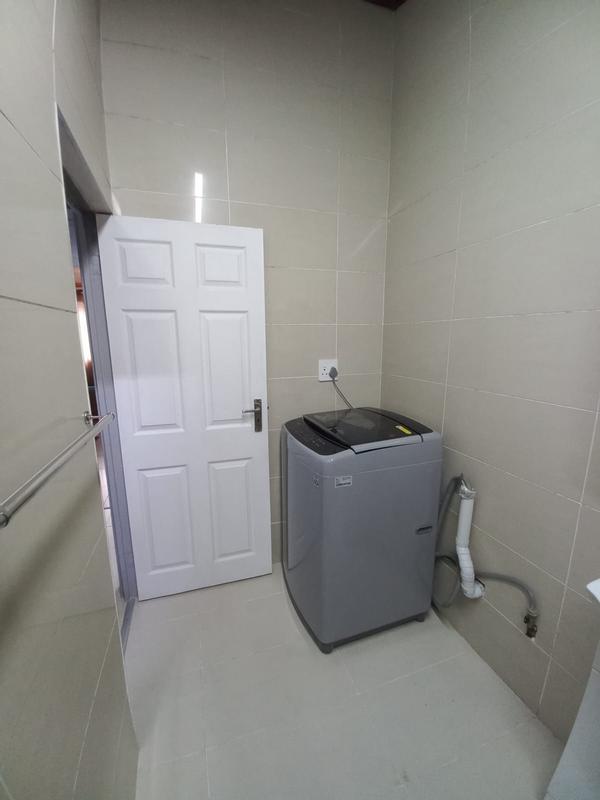 2 Bedroom Property for Sale in Havenside KwaZulu-Natal