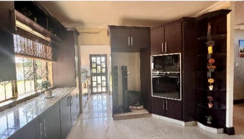 To Let 4 Bedroom Property for Rent in Somerset Park KwaZulu-Natal