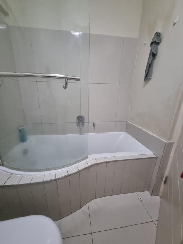 2 Bedroom Property for Sale in Umhlanga Ridge KwaZulu-Natal