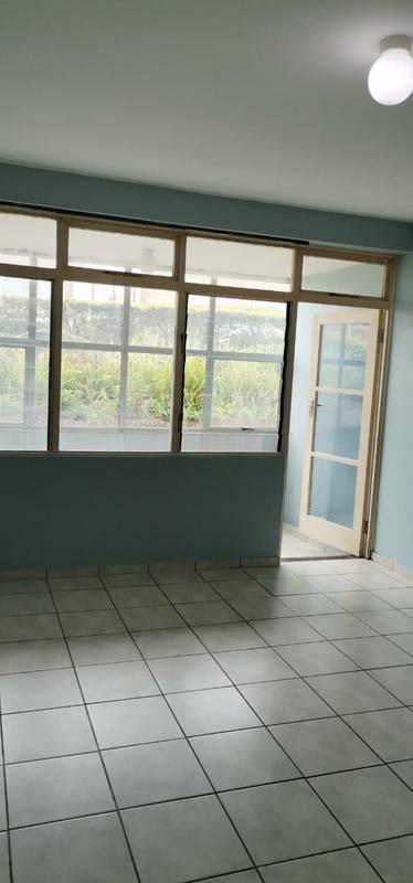 1 Bedroom Property for Sale in Empangeni Central KwaZulu-Natal