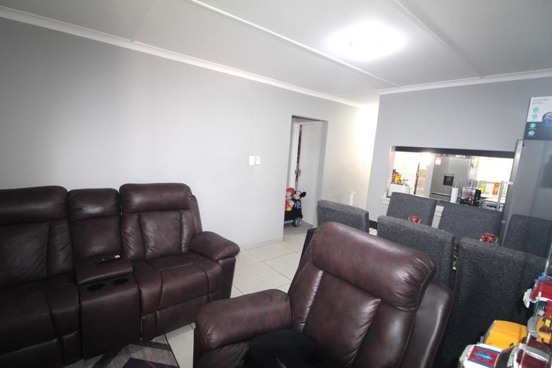 2 Bedroom Property for Sale in Escombe KwaZulu-Natal