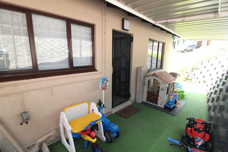 2 Bedroom Property for Sale in Escombe KwaZulu-Natal