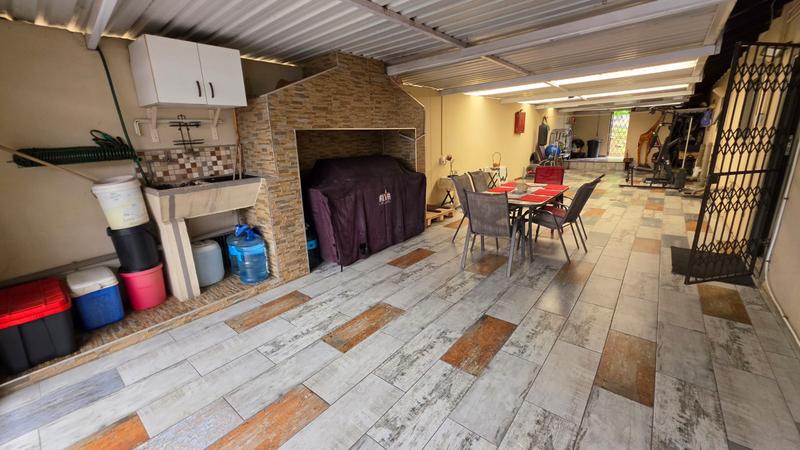 3 Bedroom Property for Sale in Northdene KwaZulu-Natal