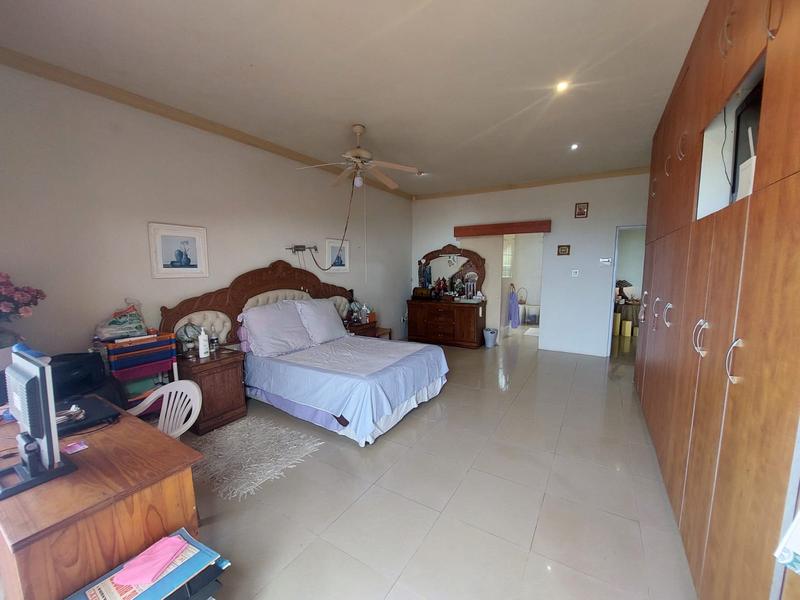 5 Bedroom Property for Sale in Ramsgate KwaZulu-Natal