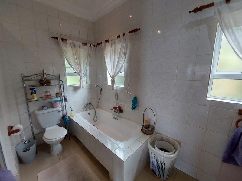 5 Bedroom Property for Sale in Ramsgate KwaZulu-Natal