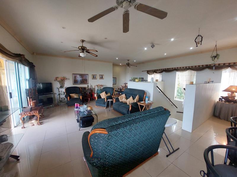 5 Bedroom Property for Sale in Ramsgate KwaZulu-Natal