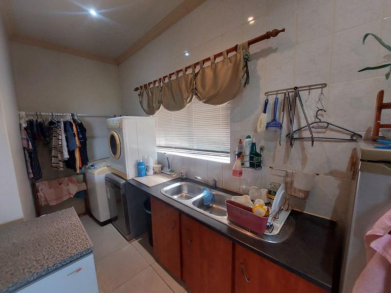 5 Bedroom Property for Sale in Ramsgate KwaZulu-Natal