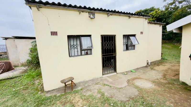 2 Bedroom Property for Sale in Umlazi KwaZulu-Natal