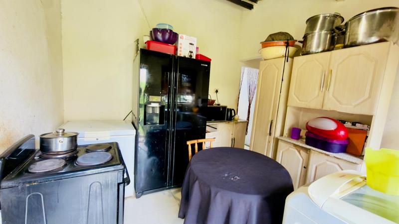 2 Bedroom Property for Sale in Umlazi KwaZulu-Natal