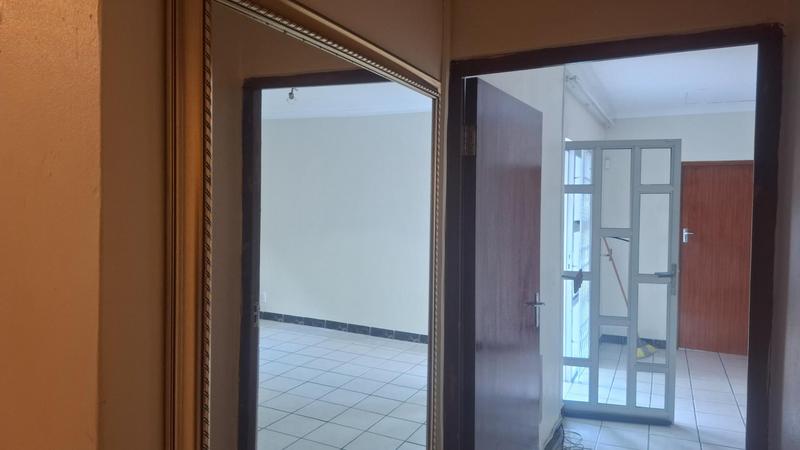To Let 3 Bedroom Property for Rent in Kharwastan KwaZulu-Natal