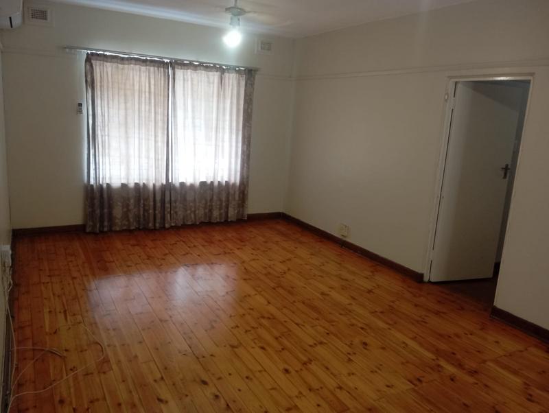 To Let 3 Bedroom Property for Rent in Umbilo KwaZulu-Natal