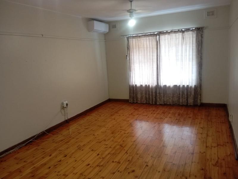 To Let 3 Bedroom Property for Rent in Umbilo KwaZulu-Natal