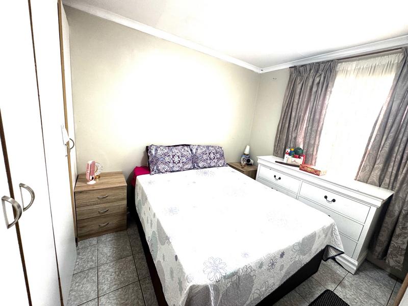 3 Bedroom Property for Sale in Newlands West KwaZulu-Natal