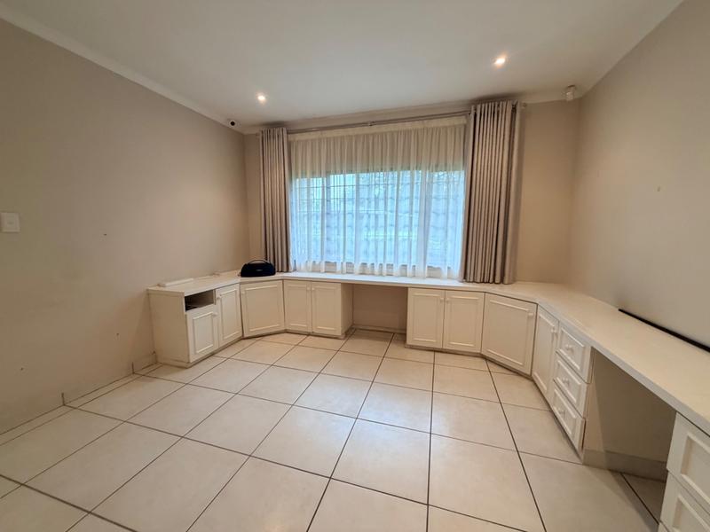 To Let 4 Bedroom Property for Rent in Westville KwaZulu-Natal
