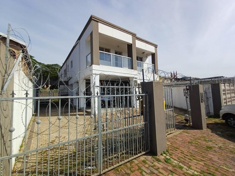 5 Bedroom Property for Sale in Lenham KwaZulu-Natal