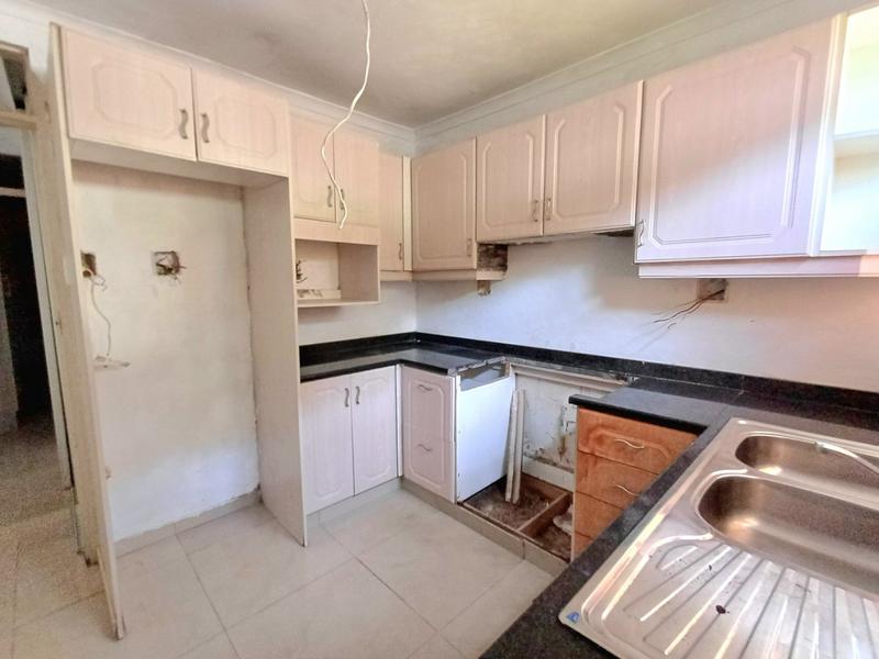 5 Bedroom Property for Sale in Lenham KwaZulu-Natal