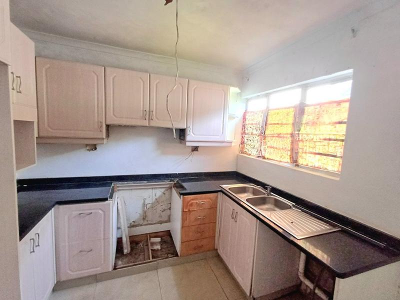 5 Bedroom Property for Sale in Lenham KwaZulu-Natal