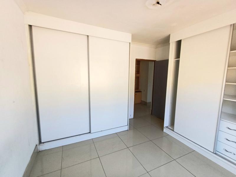 5 Bedroom Property for Sale in Lenham KwaZulu-Natal